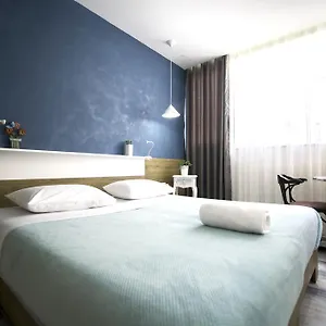 https://urban-rooms.hotels-in-tirana.com
